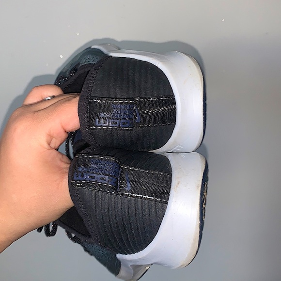 Nike Zoom Training Tennis Shoes - Picture 4 of 6